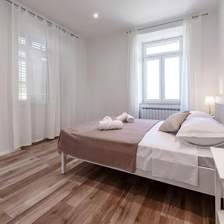 Mato Paradise Apartment *